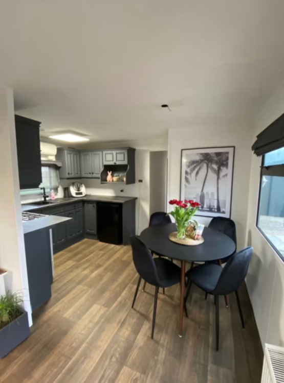 Thumbnail-Tiny House