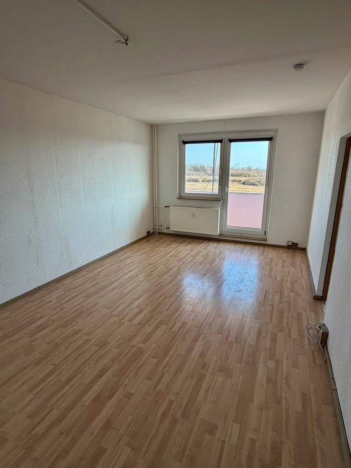 Thumbnail-2-Zimmer-Wohnung im 2. OG mit Einbauküche