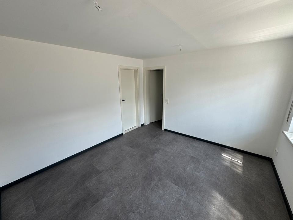 Thumbnail-Modernes frisch renoviertes Büro in Elxleben zu vermieten
