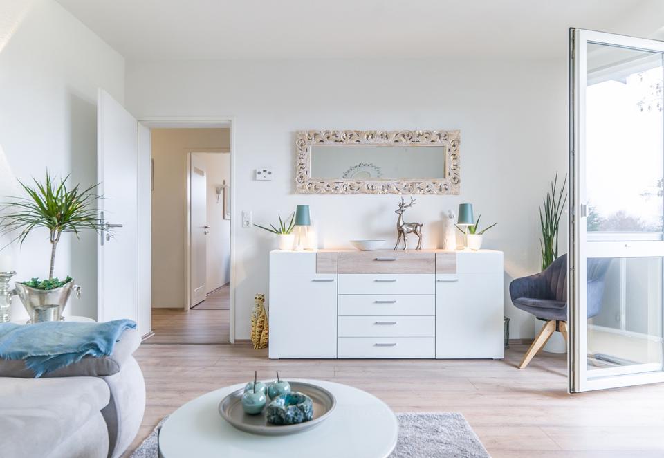 Thumbnail-Gut geschnittene helle 3 ZKB Wohnung mit Balkon und EBK ab 1.7.