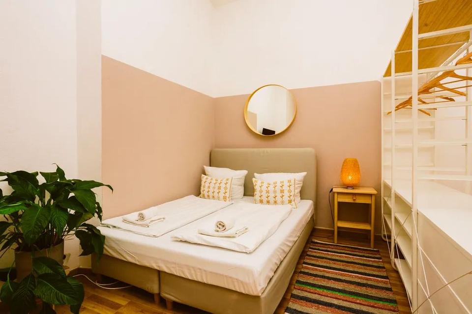 Thumbnail-Garden Studio