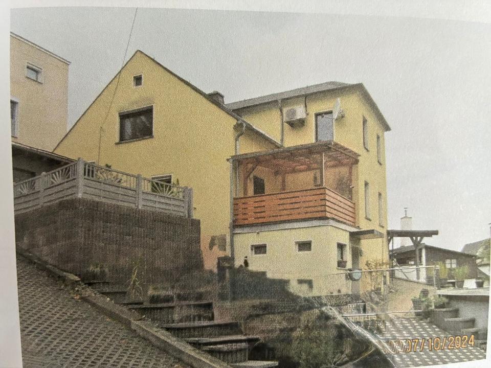 Thumbnail-Freistehendes Einfamilienhaus