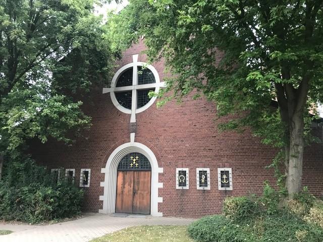 Thumbnail-Ihr neues Aushängeschild ? Ehemalige Kirche mit Möglichkeiten für Büros, Gastronomie, Freizeit uvm.