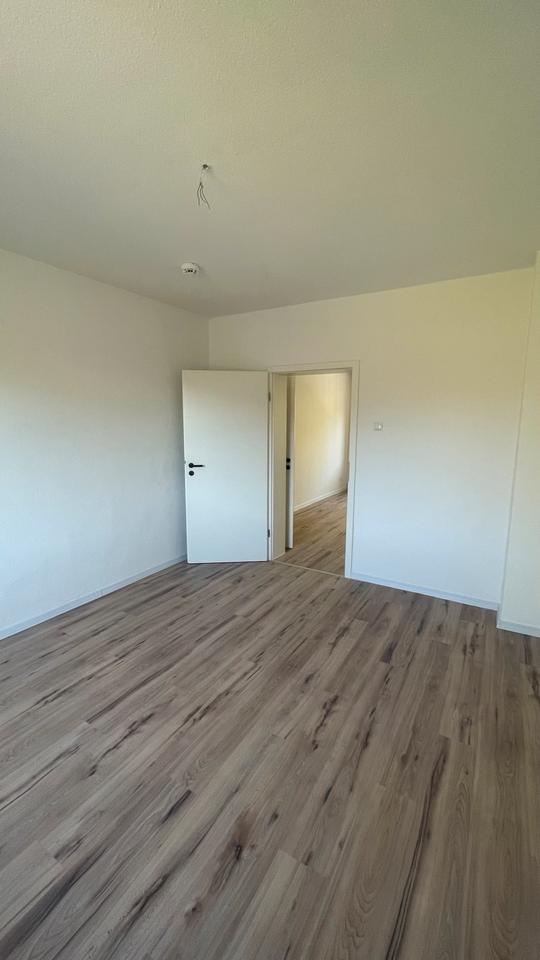 Thumbnail-Renovierte 2 Zimmer Wohnung