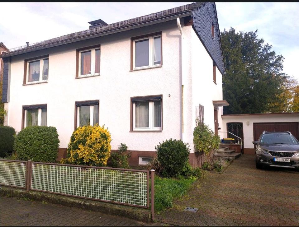 Thumbnail-Zweifamilienhaus mit grossem Garten