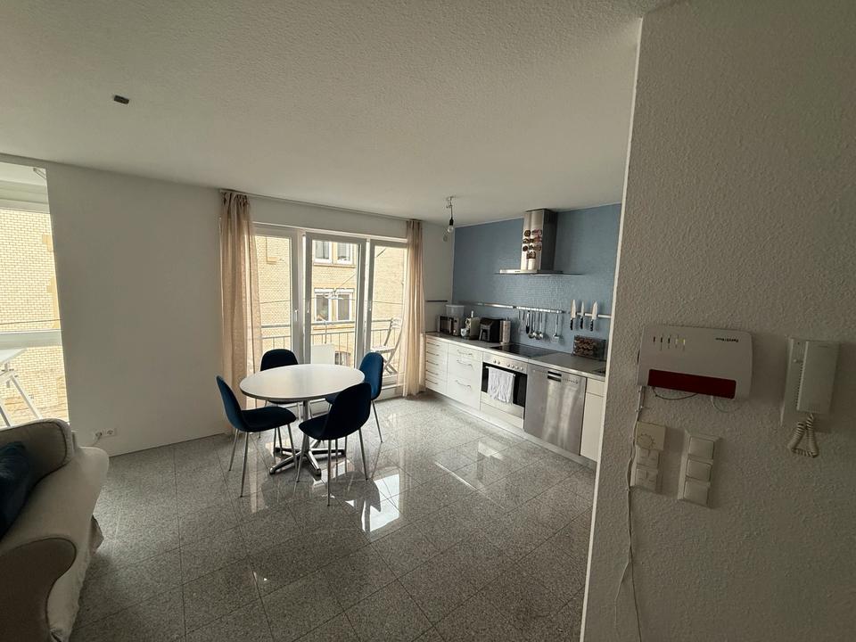 Thumbnail-Helle 2-Zimmer-Wohnung zu Vermieten