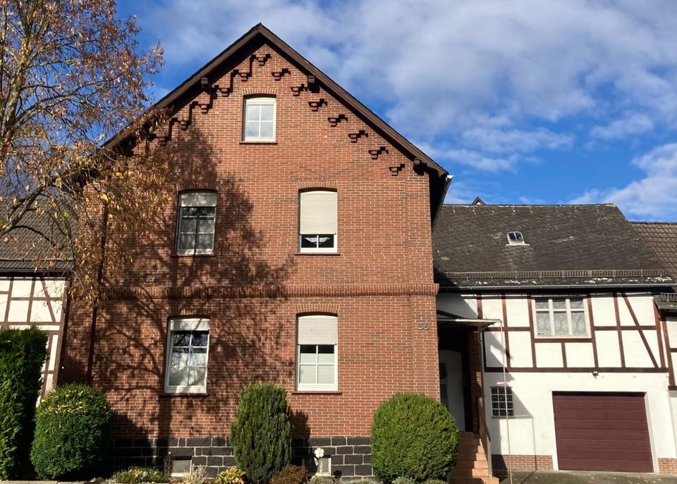 Thumbnail-Einfamilienhaus bebautes Grundstück