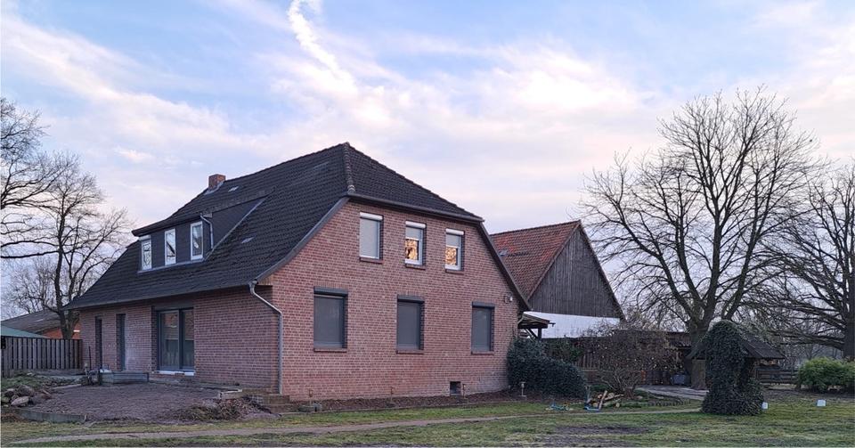 Thumbnail-Große 5 Zi. Wohnung auf Pferdehof - ruhig & ländlich