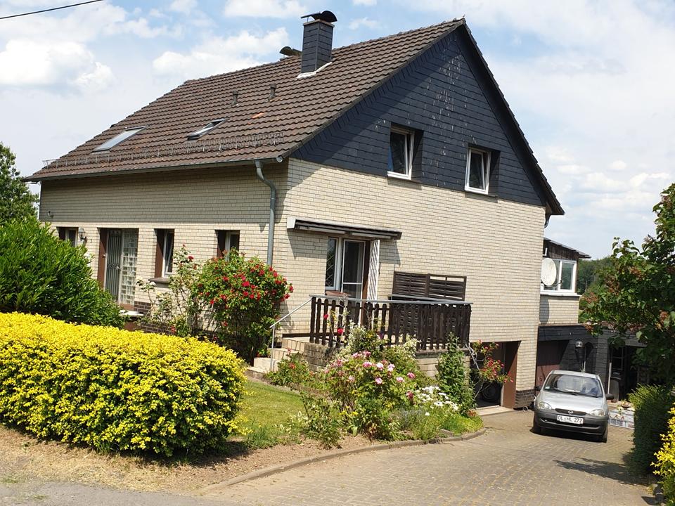 Thumbnail-3 Zimmer 80qm Dachgeschoßwohnung mit Garage