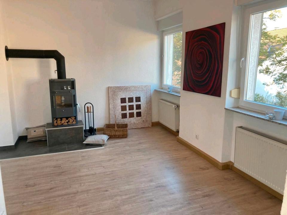 Thumbnail-☀️ Sonnige 3-Zimmer-Wohnung in Homburg-Beeden