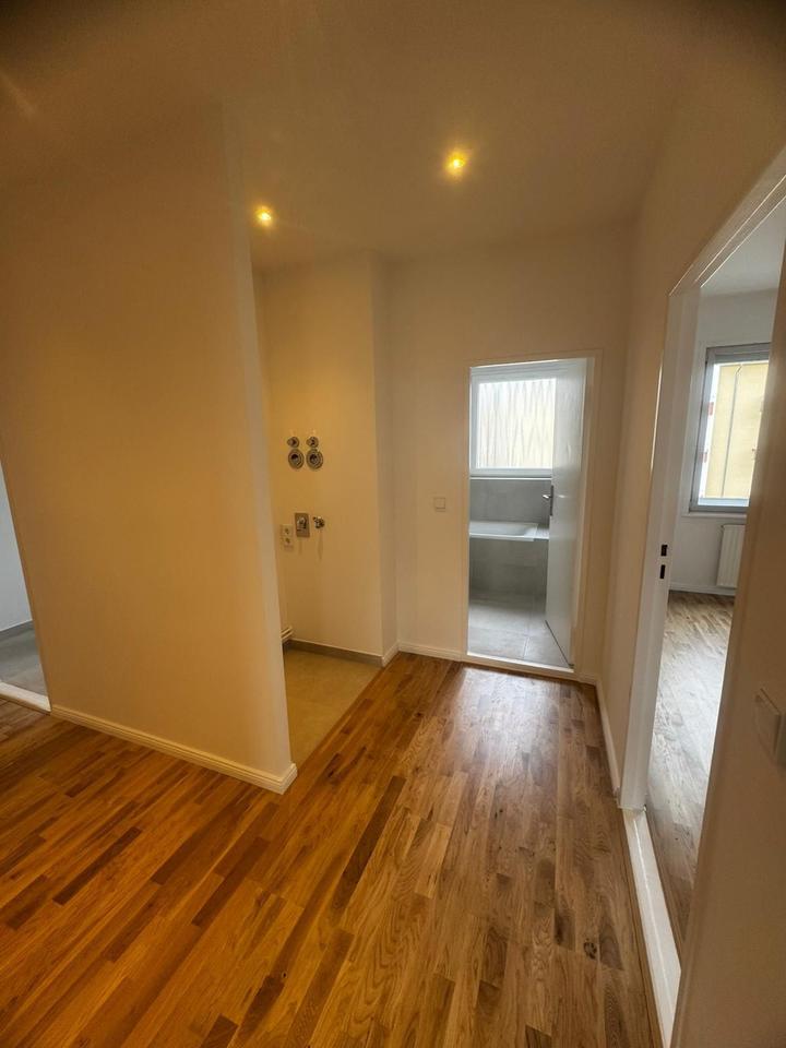 Thumbnail-+SOFORT VERFÜGBAR+ 2-Raum Wohnung mit Balkon und Wannebad