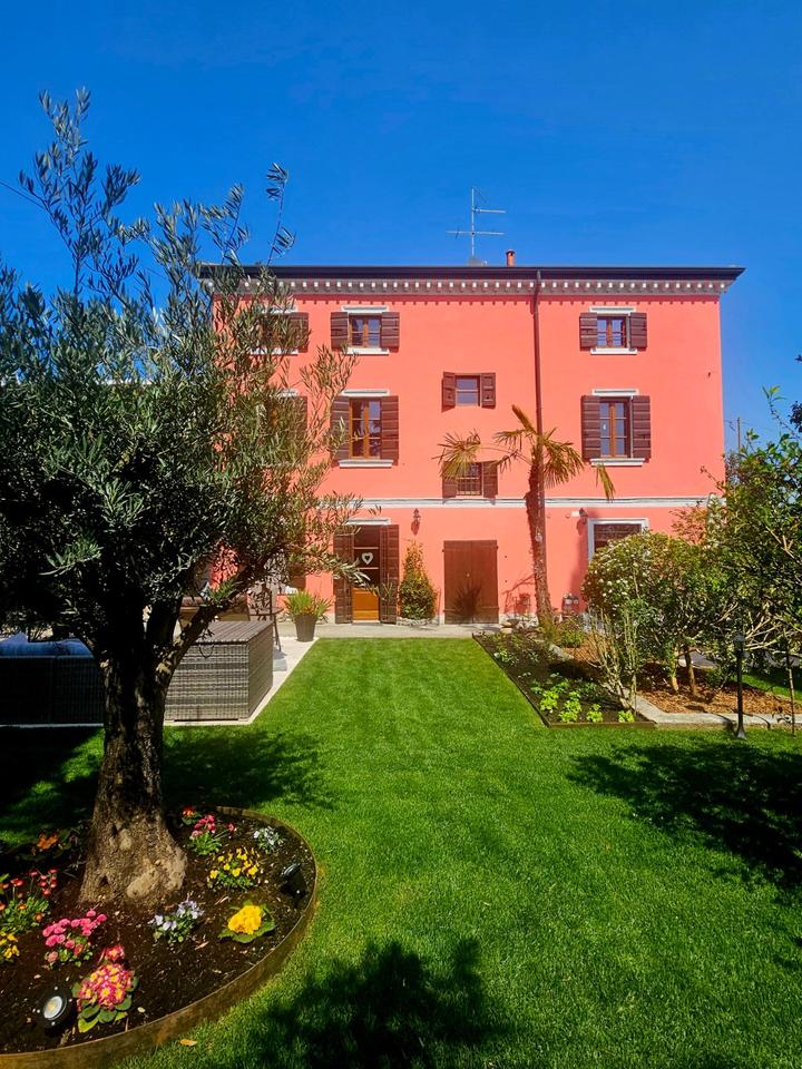 Thumbnail-Frühling am Gardasee Ferienwohnung bis 4 Pers. Sauna & Terrasse