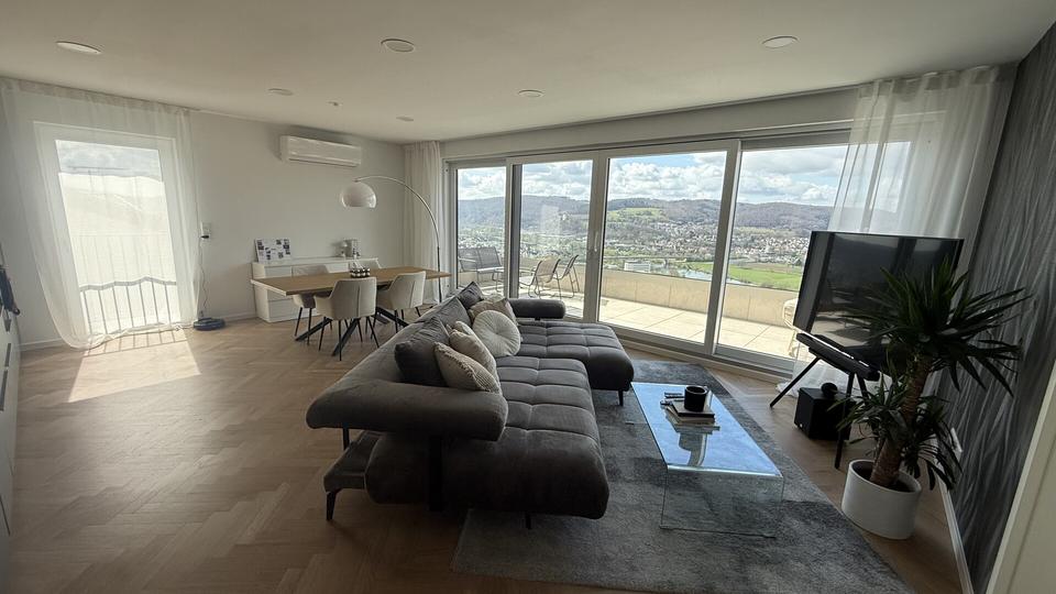 Thumbnail-Exklusives Wohnen mit Panoramablick – Stilvolle Designwohnung mit großer Terrasse