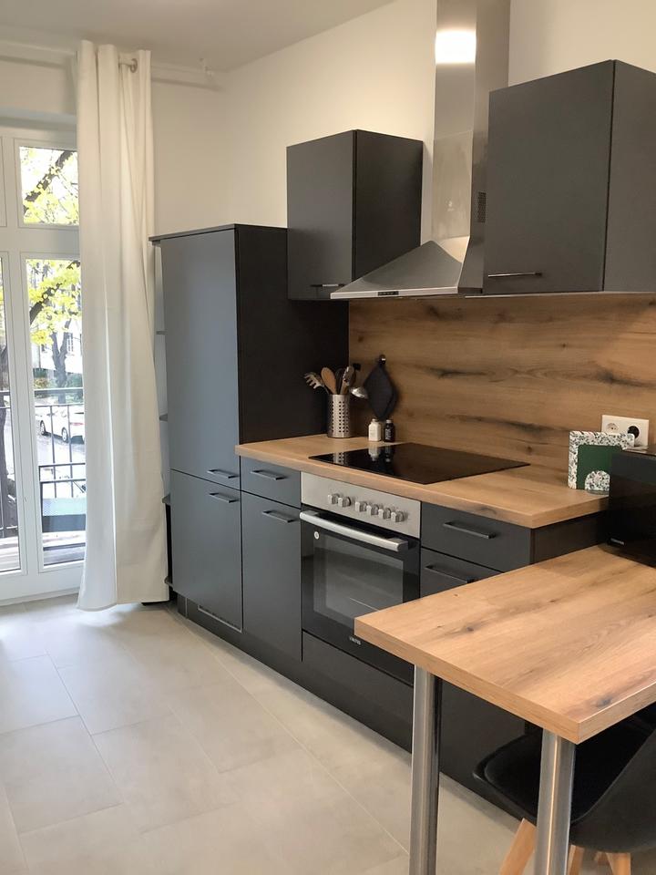 Thumbnail-Luxussanierte 2 ZKB (45qm) Nähe Diakonissenkrankenhaus