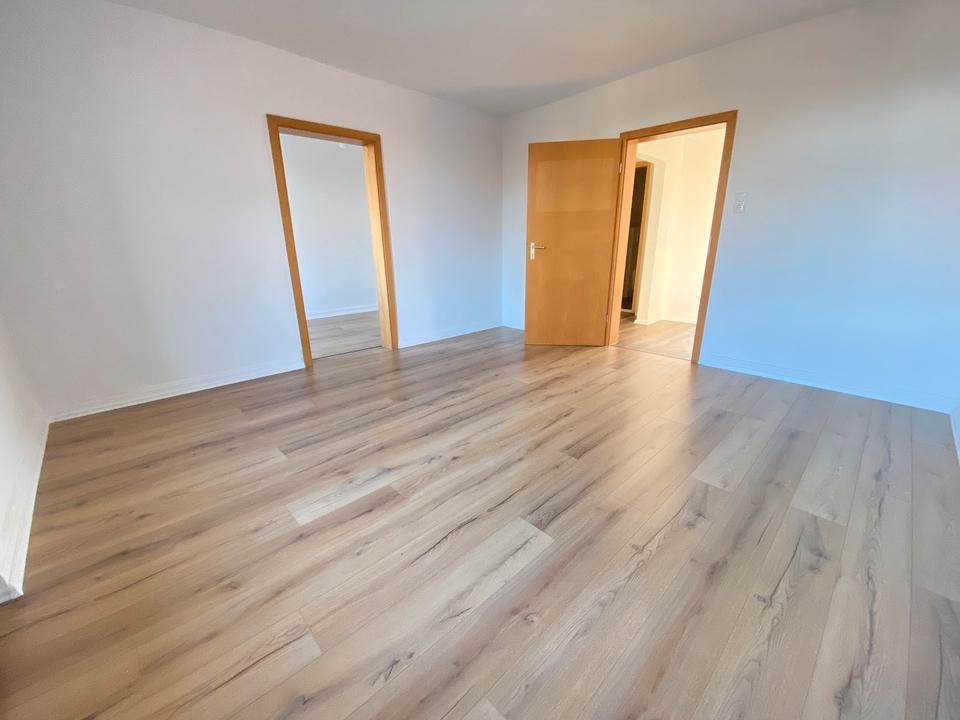 Thumbnail-Schöne und große Wohnung frei ab Januar