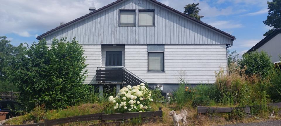 Thumbnail-Freistehendes Einfamilienhaus - Feldrandlage- Provisionsfrei