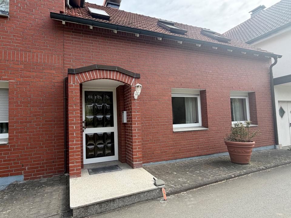 Thumbnail-Voll möblierte Einliegerwohnung in Werther zu vermieten.