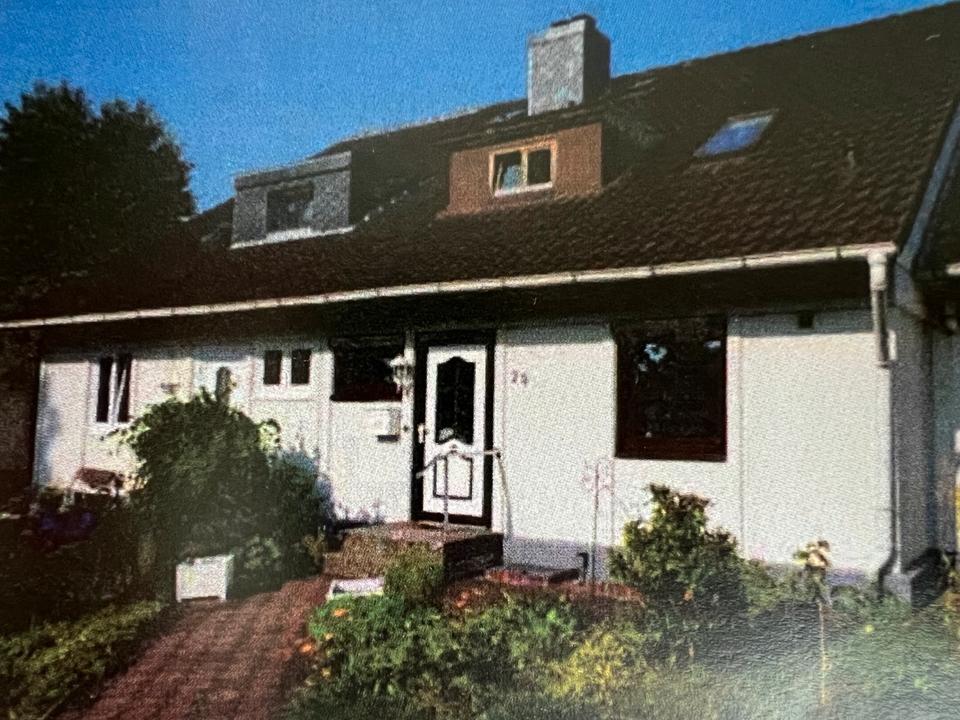 Thumbnail-Von Privat: Reihenhaus mit SW-Grundstück in Flensburg- Mürwik