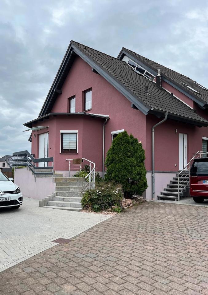 Thumbnail-Großzügige 3-Raum-Wohnung