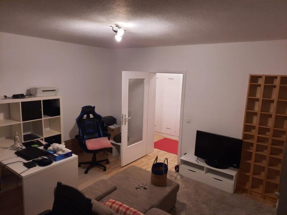 Thumbnail-Gut geschnittene 2 Zimmer Wohnung mit Balkon