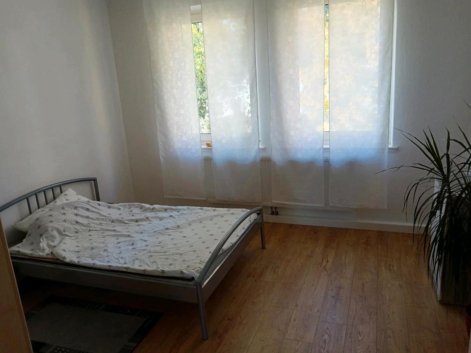 Thumbnail-Ich biete 1 Zimmer in einer Wohngemeinschaft