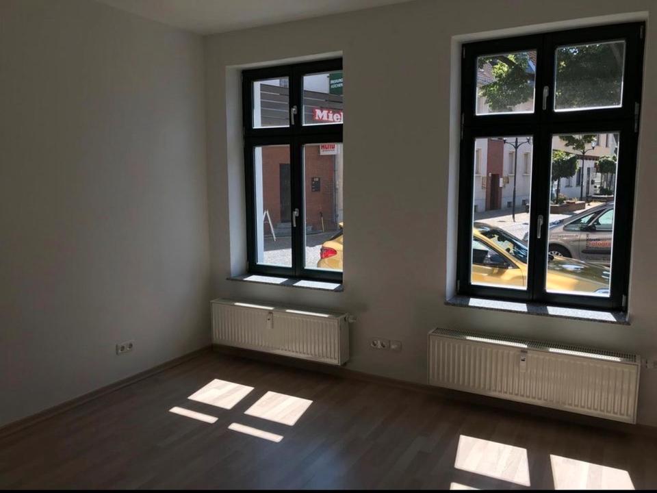 Thumbnail-3-Zimmer Erdgeschosswohnung-Wohnen im Herzen von Gräfenhainichen