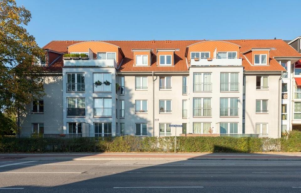 Thumbnail-Möblierte 2-Zimmer-Wohnung mit Tiefgaragenstellplatz in Lurup