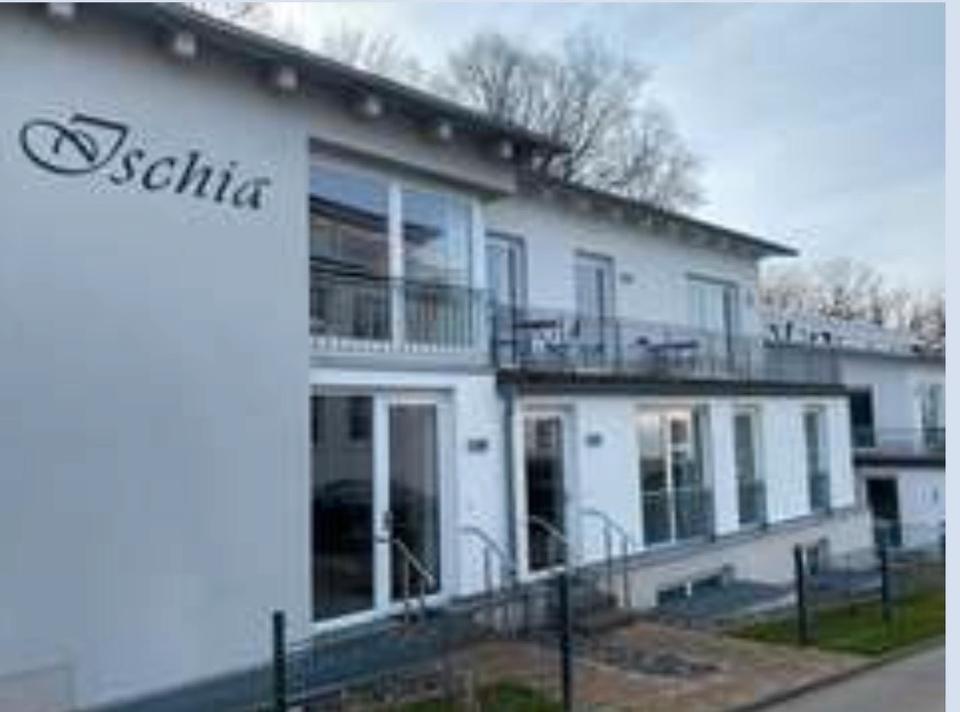 Thumbnail-Möblierte 3 Raumwohnung in Binz für bis zu 4 Personen ab 01.Mai unbefristet frei! WG geeignet! 2 Bäder