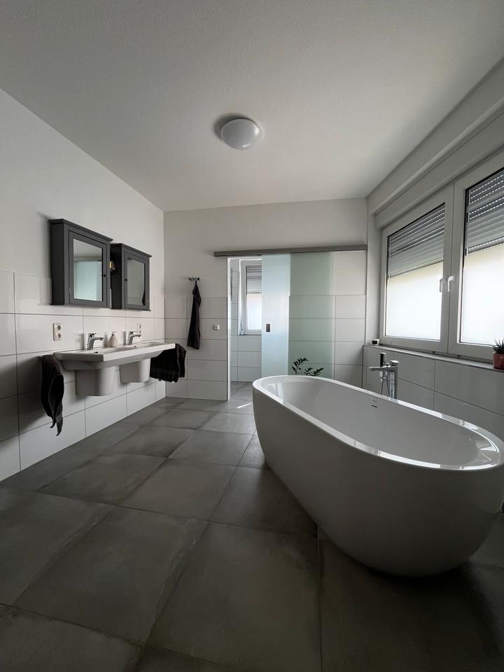 Thumbnail-OsWüste, 103 qm, großzügige 2 ZKB Gäste-WC, Wintergarten