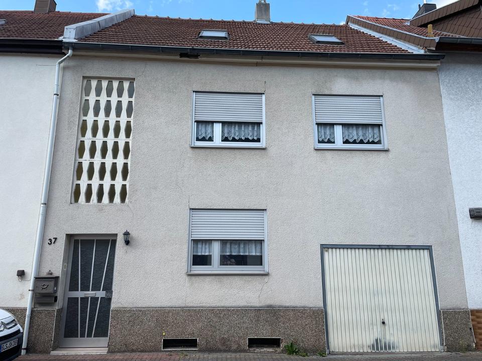 Thumbnail-1-2 Fam. Reihenhaus in Landsw. Reden 66578