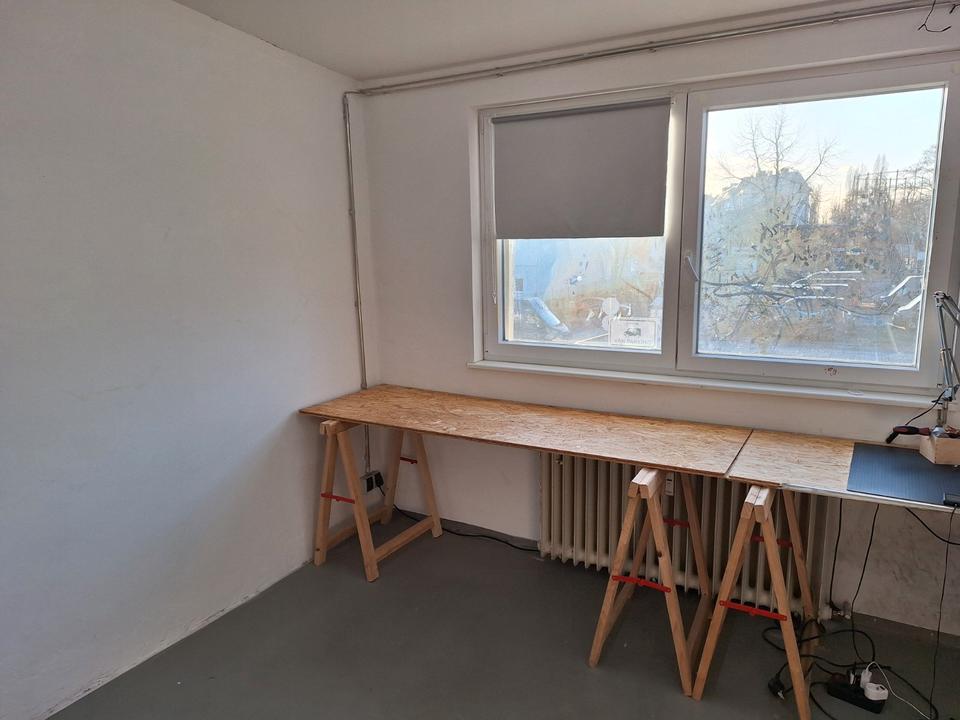Thumbnail-AtelierplatzSchreibtischplatz in Marienfelde