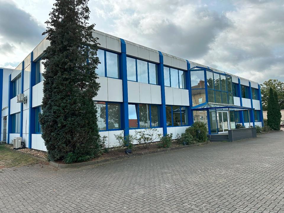 Thumbnail-Büro-Praxisräume, Klimaanlage, Blendschutz, EinbauMöbel,Gepflegt