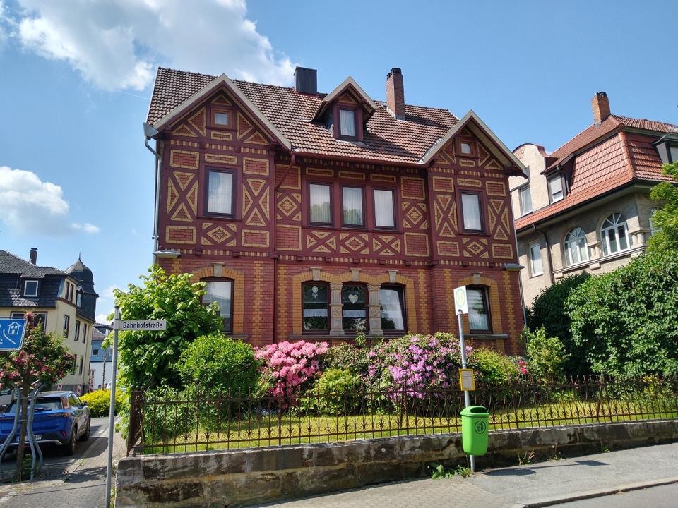 Thumbnail-Renovierte 4-Zimmer Altbauwohnung 80 qm im Bahnhofsviertel