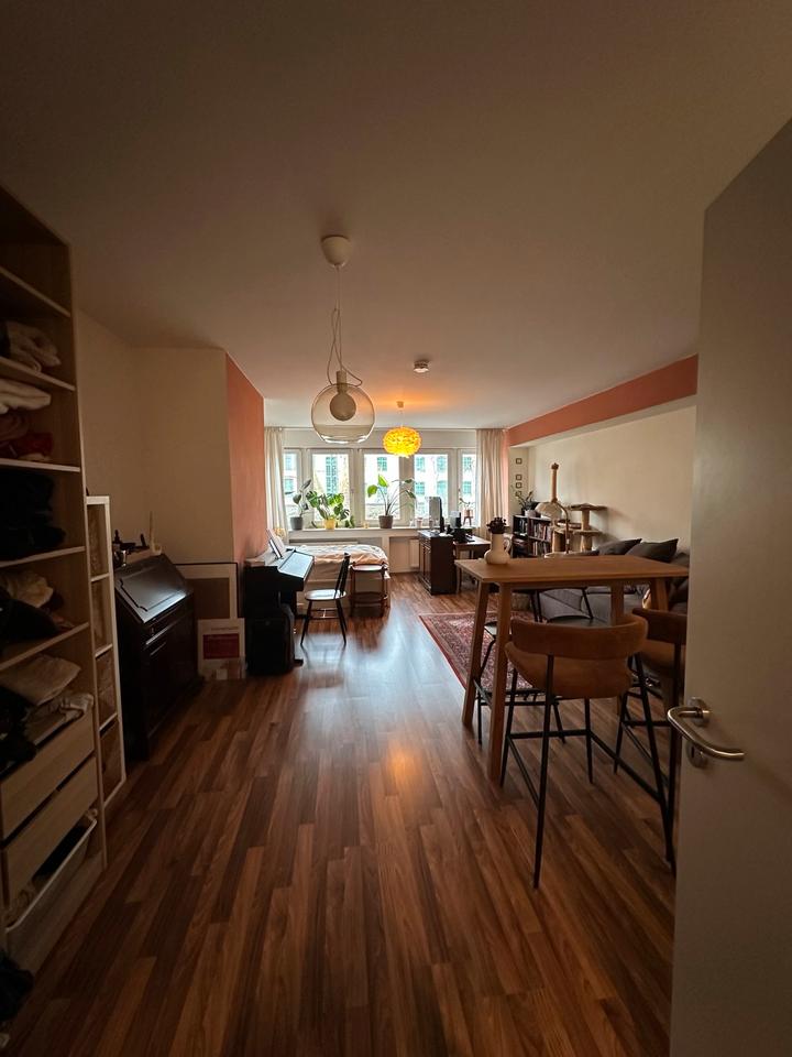 Thumbnail-Große 1-Zimmer Wohnung in Düsseldorf Bilk