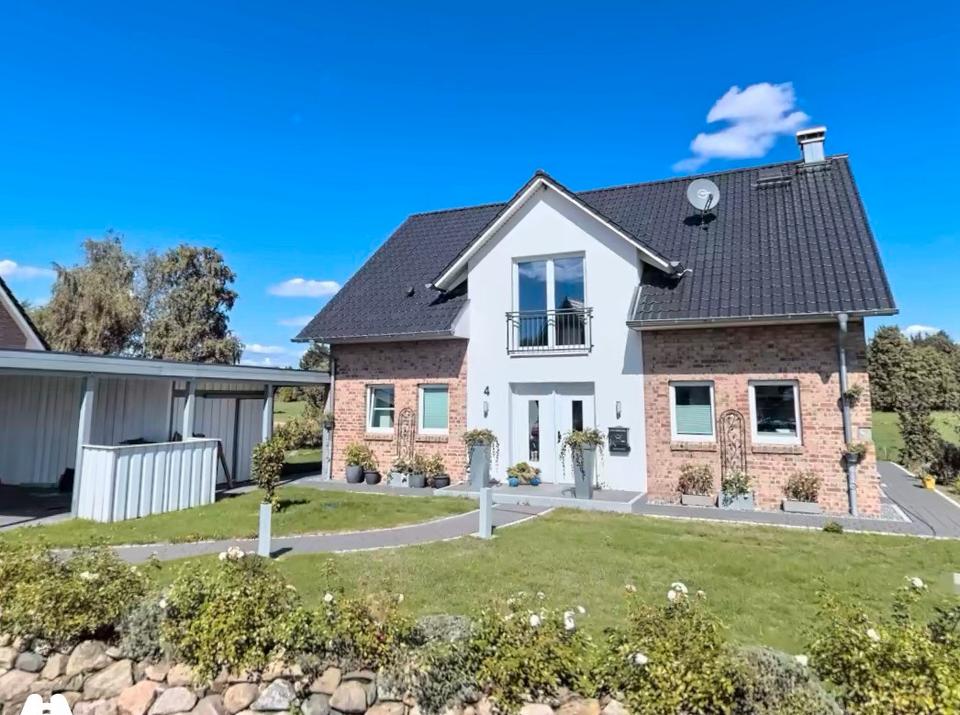 Thumbnail-Hochwertiges Einfamilienhaus zur Miete direkt am Nord-Ostseekanal