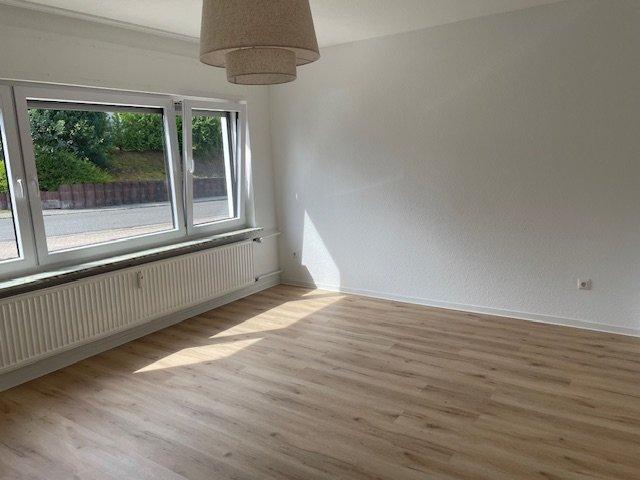 Thumbnail-schöne 3 Zimmer,Küche, Bad, Balkon Wohnung 70 m²