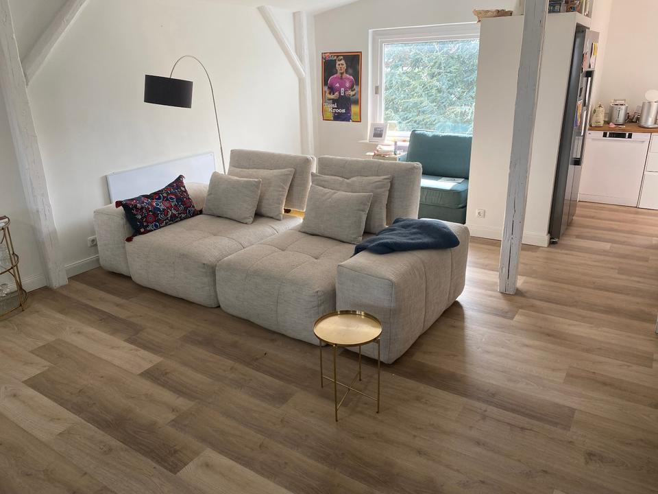 Thumbnail-Modernes DG-Loft in Toplage – voll möbliert & bezugsbereit