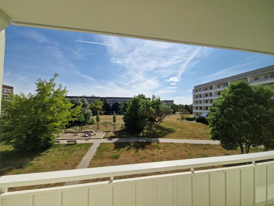 Thumbnail-Ab 01.05. frei - Familien willkommen - 3-Zimmer-Wohnung mit Balkon!