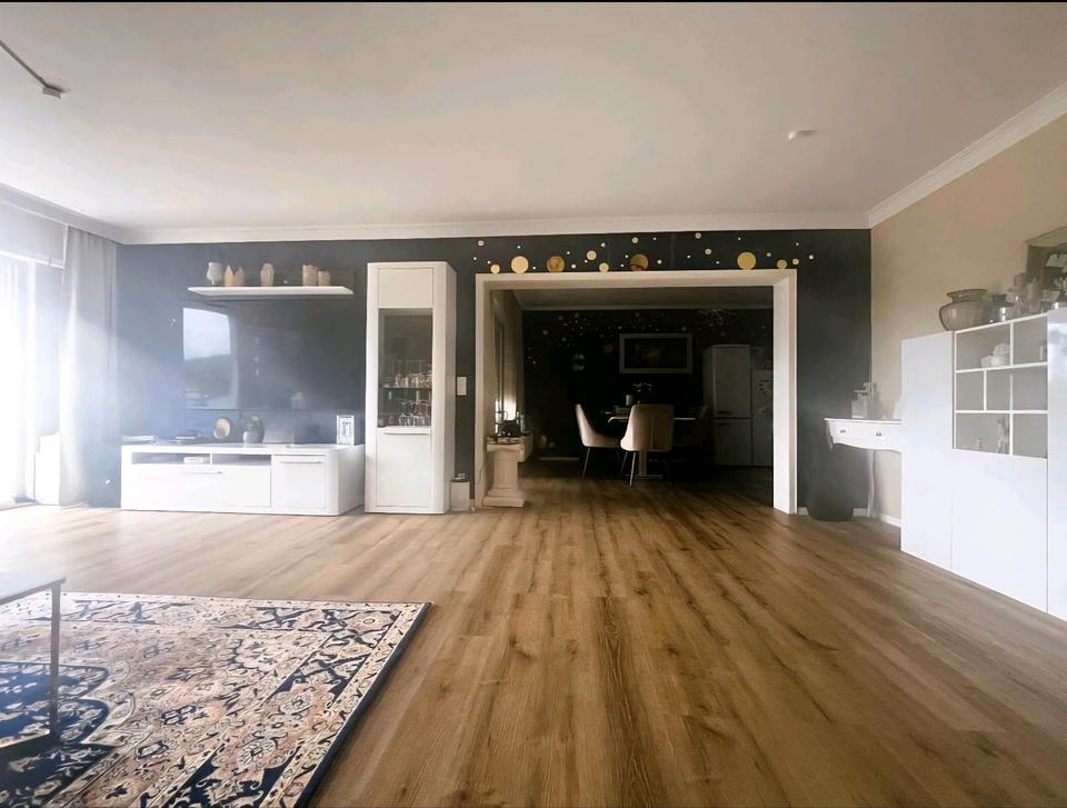 Thumbnail-Großzügige 148m² Wohnung u