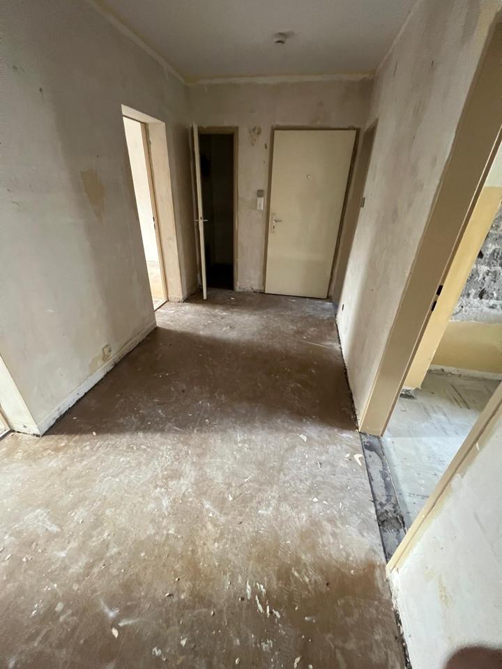 Thumbnail-Mietwohnung Kernsaniert zu vermieten Tel: 01728734600