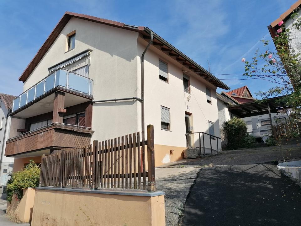 Thumbnail-1 bzw. 2 Familienhaus