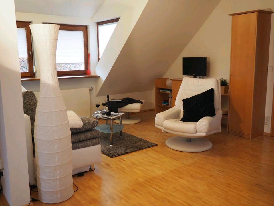 Thumbnail-voll möblierte 2,5 Zimmer DG-Wohnung im Herzen von Erdmannhausen