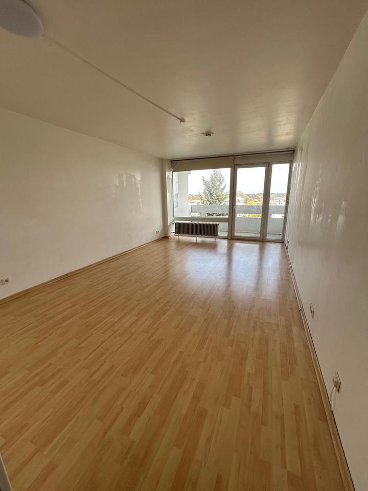 Thumbnail-1-Zimmer Wohnung mit Balkon in Neu-Isenburg Am Trieb 15