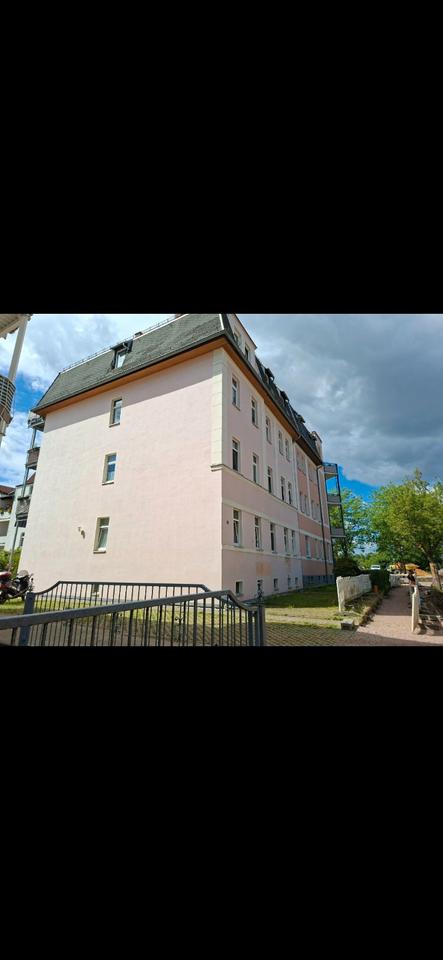 Thumbnail-Attraktive 5 Zimmer Wohnung mit ca. 125 m² Wohnfläche