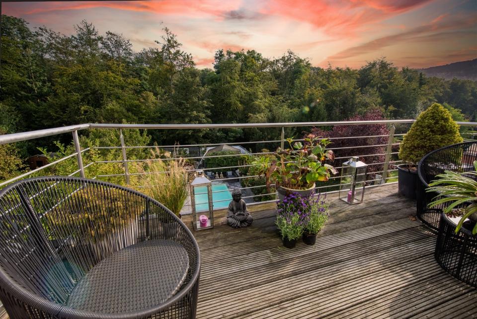 Thumbnail-Düsseldorf-Süd-stilvolle möbl. Wohnung mit großem Balkon