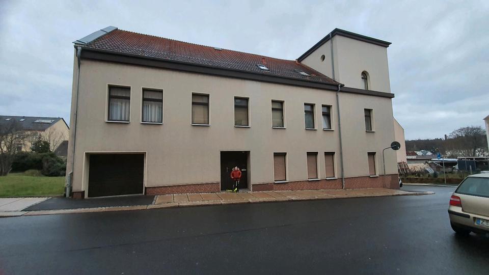 Thumbnail-Ich verkaufe ein großes Haus