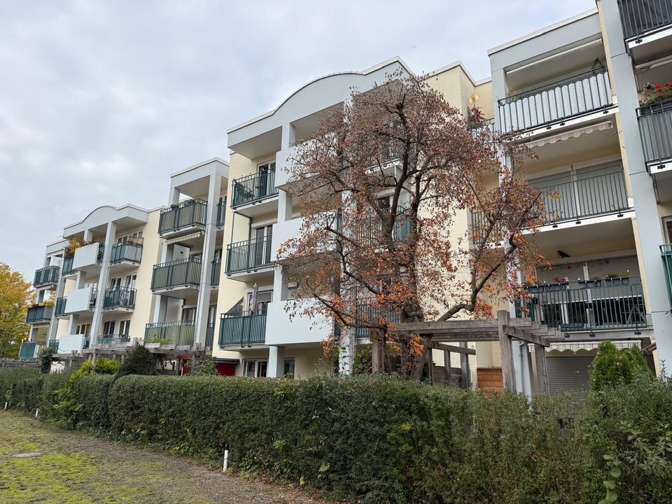 Thumbnail-Helle 2-Zimmer-Süd-Whg mit Balkon in München-Westkreuz