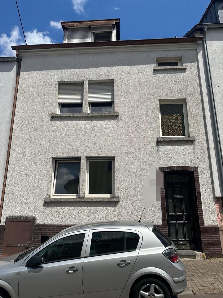 Thumbnail-Zweifamilienhaus in Neunkirchen wird zum Verkauf angeboten!