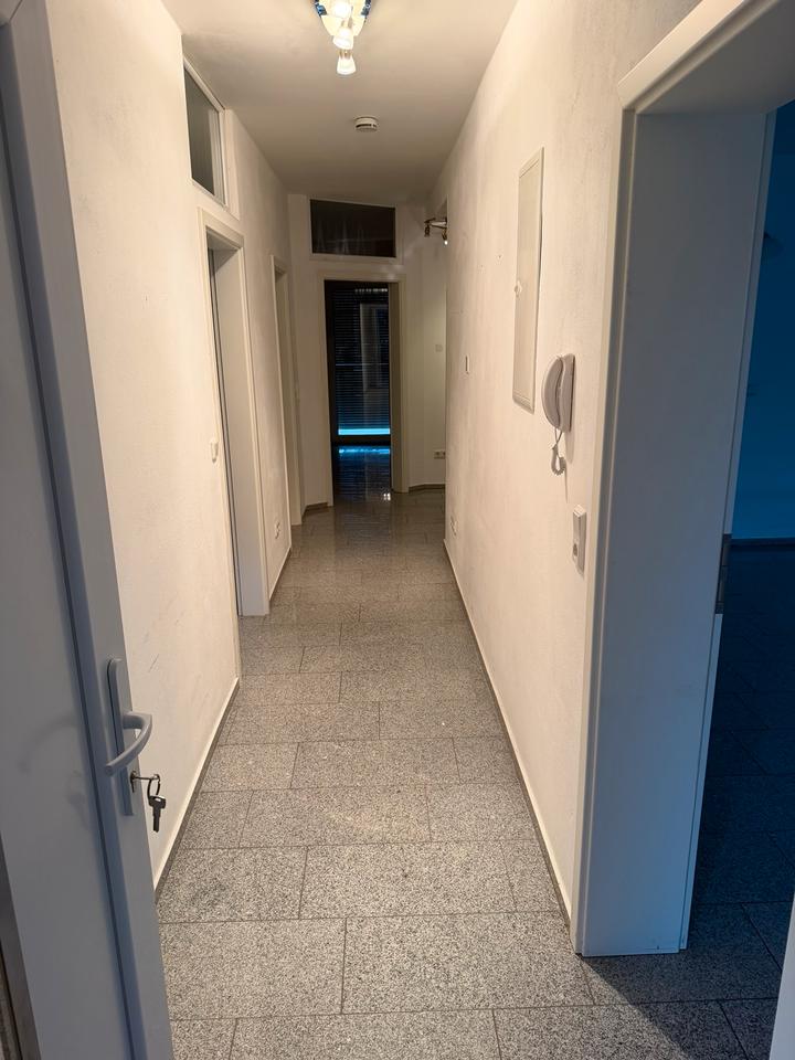 Thumbnail-Moderne 105 m² Erdgeschosswohnung mit Terrasse