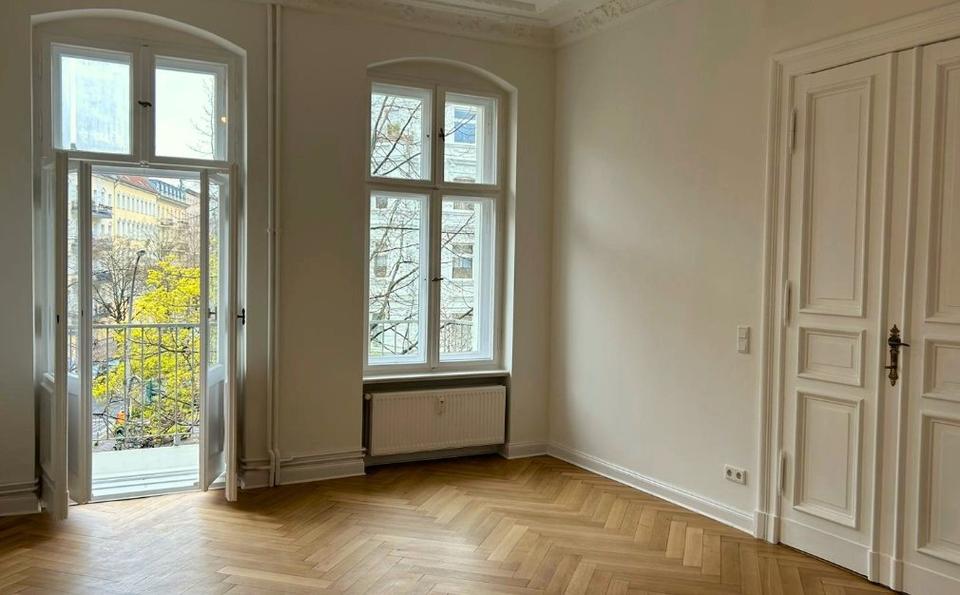 Thumbnail-Atemberaubende 5-Zimmer-Altbauwohnung im Erstbezug nach Modernisierung mit EBK I 2 Balkonen I 2 Bädern